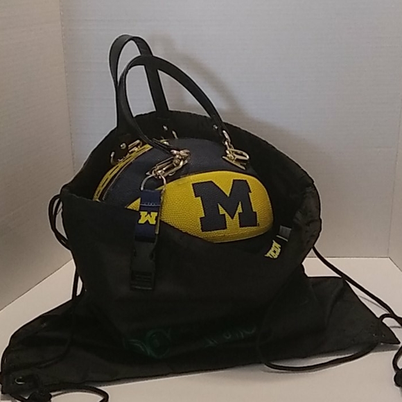 LIMITED EDITION HANDMADE "MICHIGAN" Basketball Purse - Picture 16 of 16